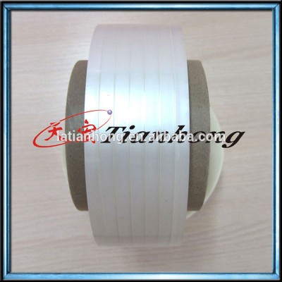 Tray packaging polyester tape